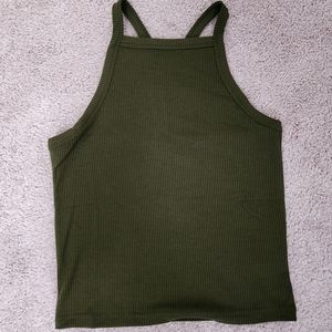 NWT sleeveless casual tank top. olive/small
